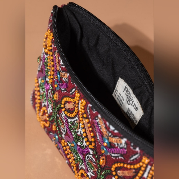 Handmade Hand Beaded & Sequined Wristlet Clutch - Unique Ethnic Inspired Pattern - Picture 4 of 6